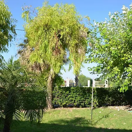 Litsas فندق مبيت وإفطار Fánai